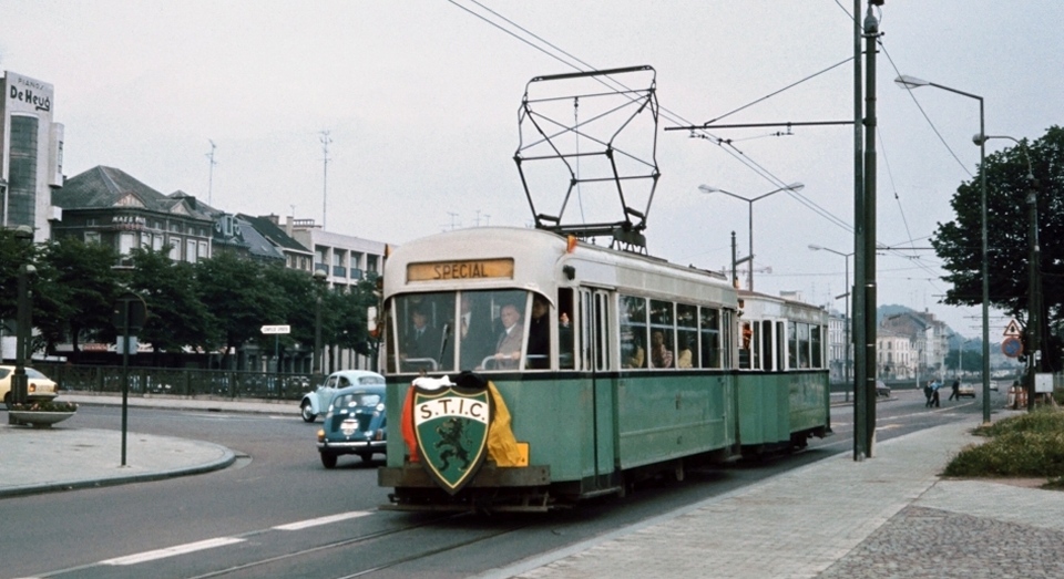 En memoire des petits trams verts de Charleroi 1877-1974